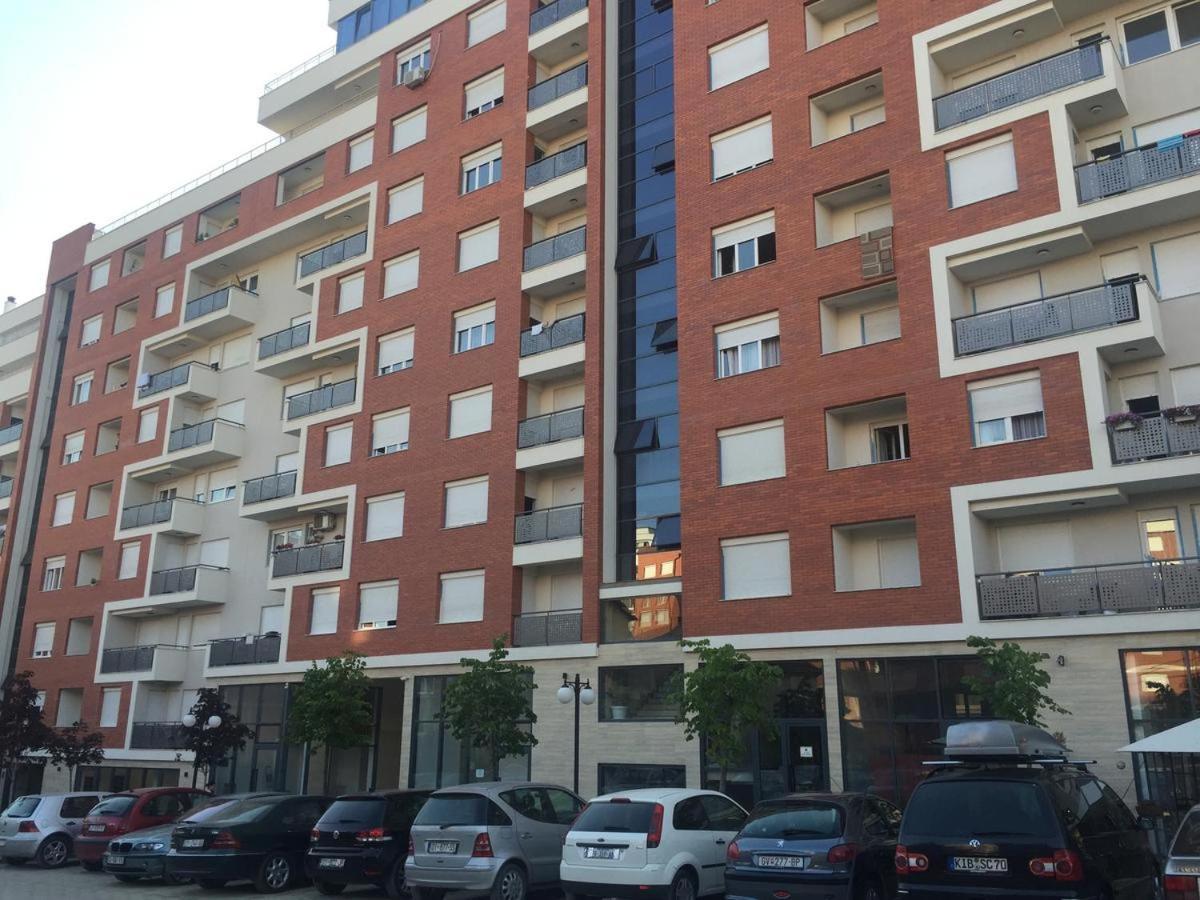 Blini Complex Apartment Prishtinë Ngoại thất bức ảnh