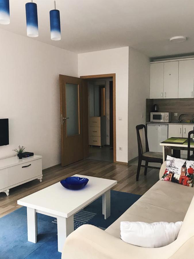 Blini Complex Apartment Prishtinë Ngoại thất bức ảnh