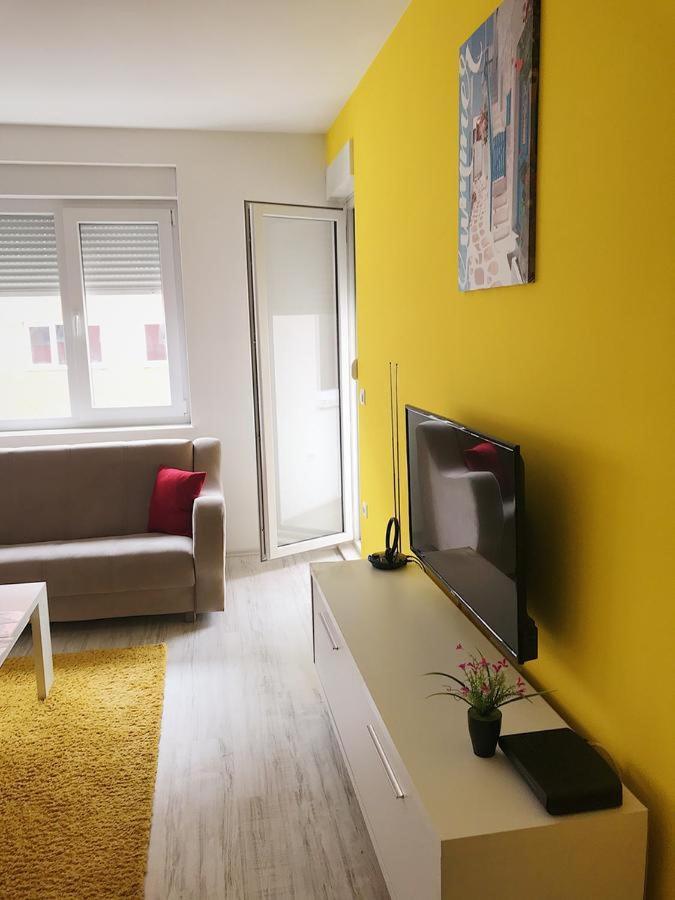 Blini Complex Apartment Prishtinë Ngoại thất bức ảnh