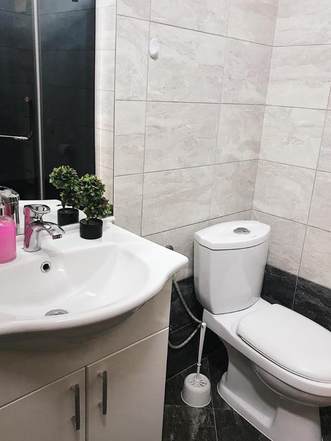 Blini Complex Apartment Prishtinë Ngoại thất bức ảnh