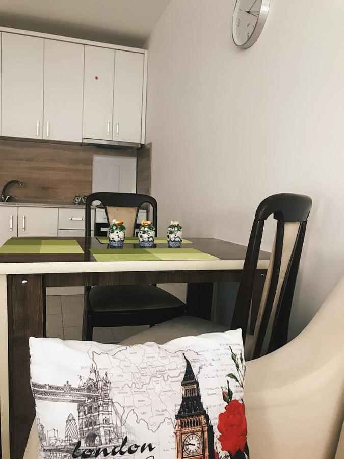 Blini Complex Apartment Prishtinë Ngoại thất bức ảnh